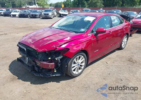 2019 Ford Fusion Se z USA, uszkodzony, nr VIN 3FA6P0LU6KR257354